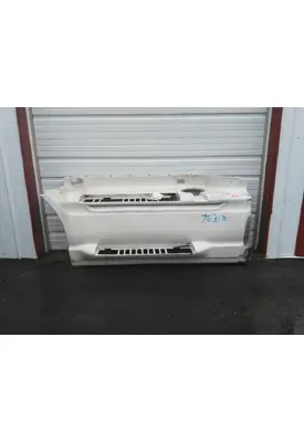 INTERNATIONAL PROSTAR CAB SKIRT/SIDE FAIRING