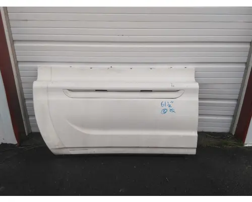 INTERNATIONAL PROSTAR CAB SKIRTSIDE FAIRING