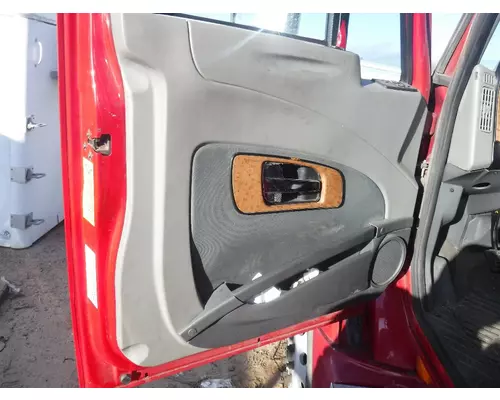 INTERNATIONAL PROSTAR Cab Clip