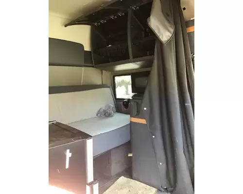 INTERNATIONAL PROSTAR Cab