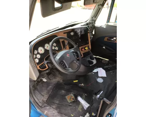 INTERNATIONAL PROSTAR Cab