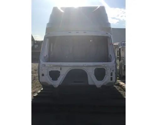 INTERNATIONAL PROSTAR Cab