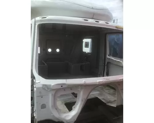 INTERNATIONAL PROSTAR Cab