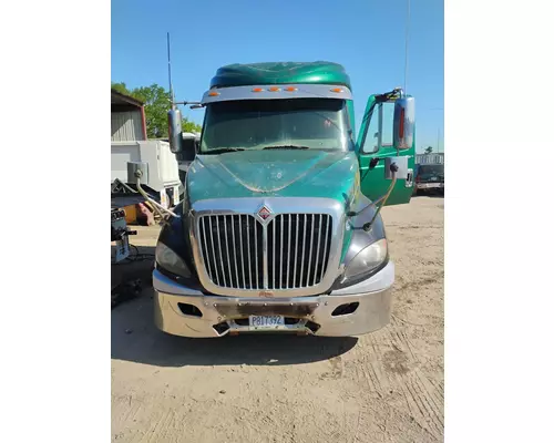 INTERNATIONAL PROSTAR Cab
