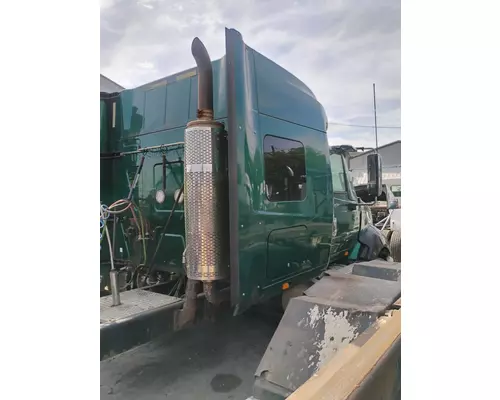 INTERNATIONAL PROSTAR Cab