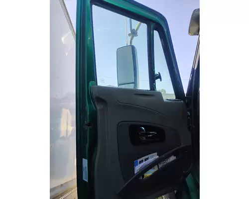 INTERNATIONAL PROSTAR Cab