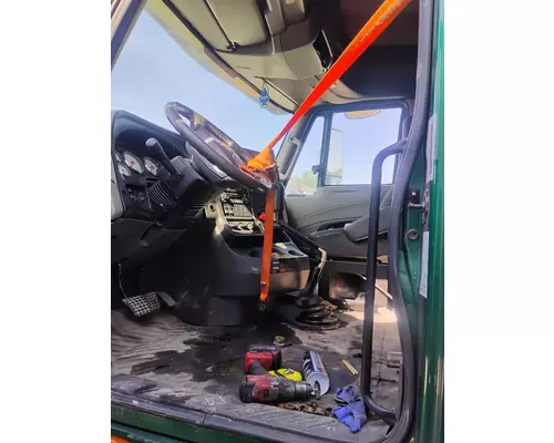 INTERNATIONAL PROSTAR Cab