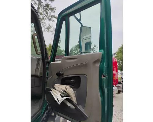 INTERNATIONAL PROSTAR Cab