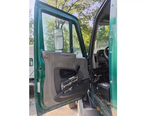 INTERNATIONAL PROSTAR Cab