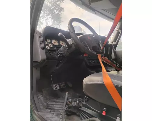 INTERNATIONAL PROSTAR Cab