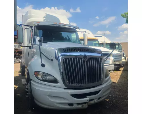 INTERNATIONAL PROSTAR Complete Vehicle