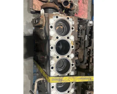 INTERNATIONAL PROSTAR Cylinder Block