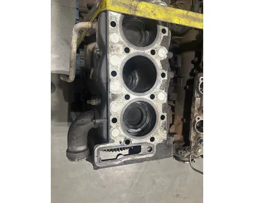 INTERNATIONAL PROSTAR Cylinder Block