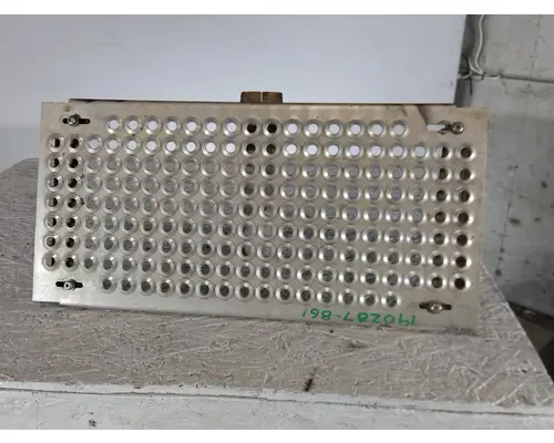 INTERNATIONAL PROSTAR DECK (CATWALK) STEP