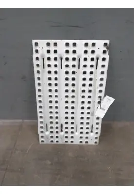 INTERNATIONAL PROSTAR DECK (CATWALK) STEP