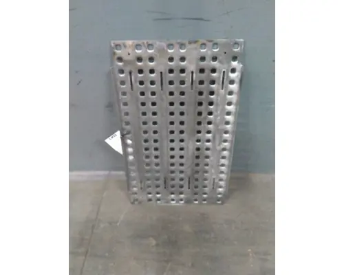 INTERNATIONAL PROSTAR DECK (CATWALK) STEP