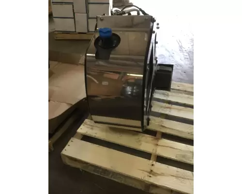 INTERNATIONAL PROSTAR DEF Tank