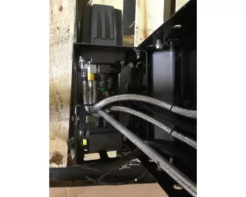 INTERNATIONAL PROSTAR DEF Tank