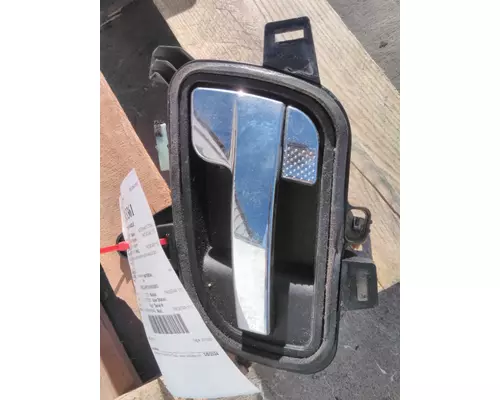 INTERNATIONAL PROSTAR DOOR HANDLE