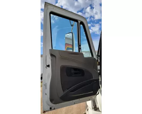 INTERNATIONAL PROSTAR Door Assembly, Front