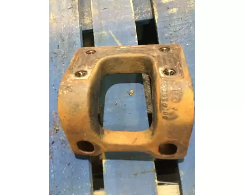 INTERNATIONAL PROSTAR ENGINE MOUNTS, VEHICLE (FRONT)