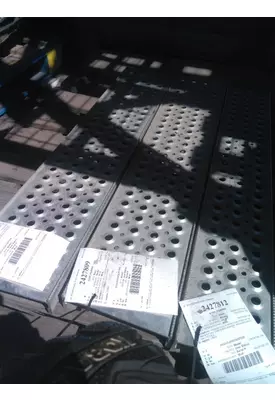 INTERNATIONAL PROSTAR FAIRING STEP