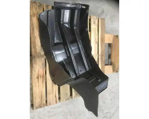 INTERNATIONAL PROSTAR FENDER-INNER