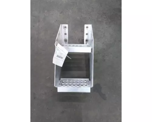 INTERNATIONAL PROSTAR FRAME STEP