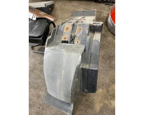 INTERNATIONAL PROSTAR Fender Extension