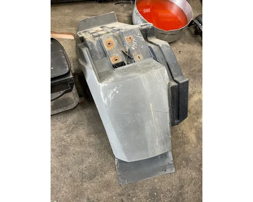 INTERNATIONAL PROSTAR Fender Extension