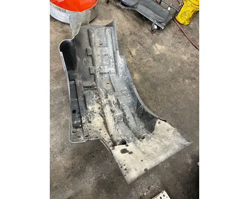 INTERNATIONAL PROSTAR Fender Extension