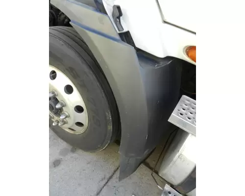 INTERNATIONAL PROSTAR Fender Extension