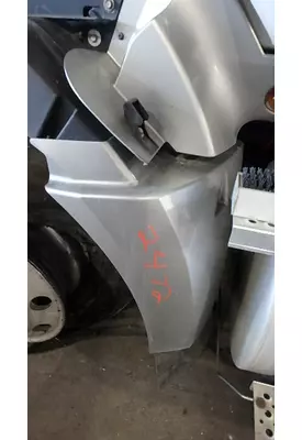 INTERNATIONAL PROSTAR Fender Extension
