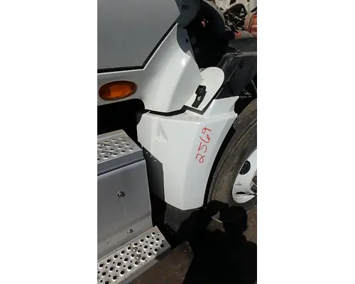 INTERNATIONAL PROSTAR Fender Extension