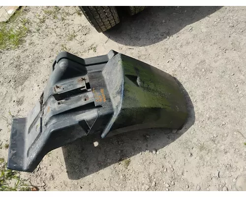 INTERNATIONAL PROSTAR Fender Extension
