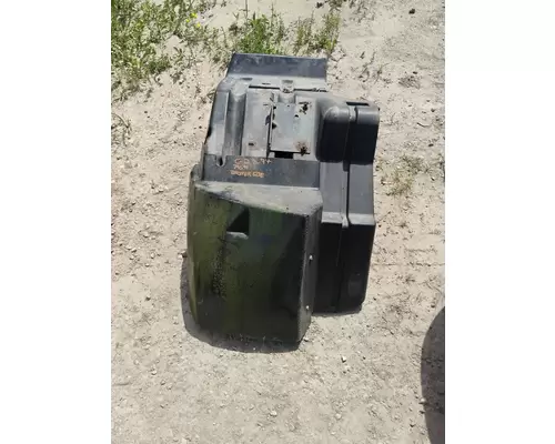 INTERNATIONAL PROSTAR Fender Extension