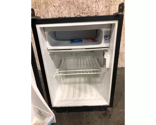 INTERNATIONAL PROSTAR Fridge