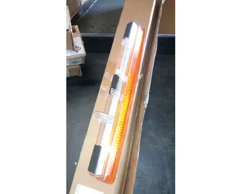 INTERNATIONAL PROSTAR Front Lamp (Turn Signal)