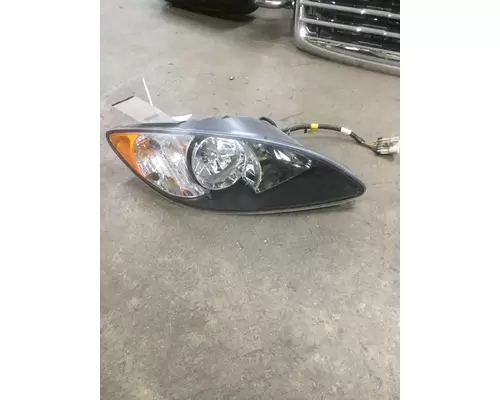 INTERNATIONAL PROSTAR HEADLAMP ASSEMBLY