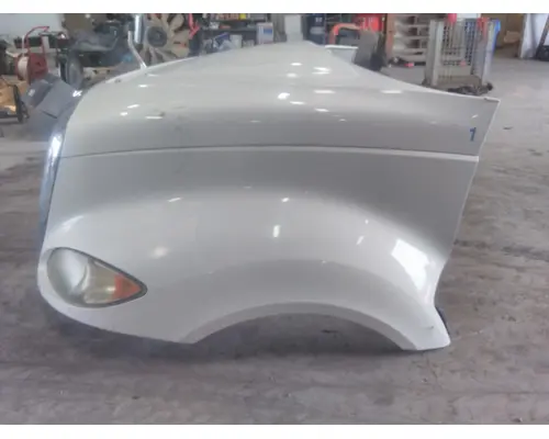 INTERNATIONAL PROSTAR HOOD