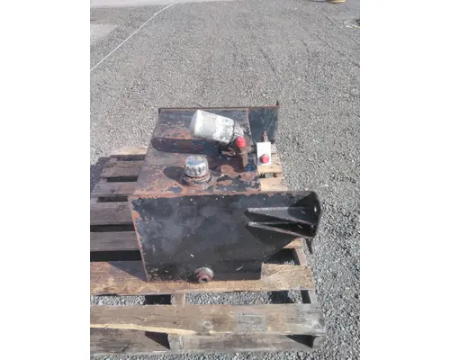 INTERNATIONAL PROSTAR HYDRAULIC TANK