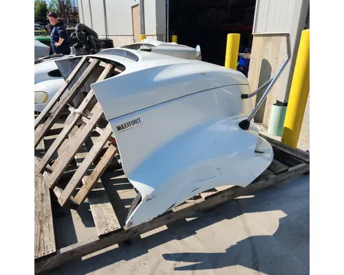 INTERNATIONAL PROSTAR Hood