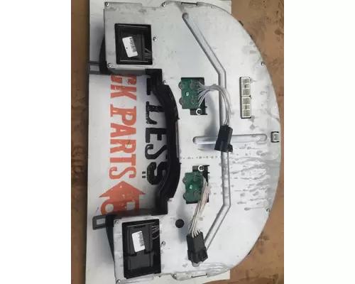 INTERNATIONAL PROSTAR Instrument Cluster