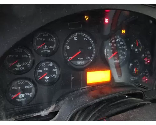 INTERNATIONAL PROSTAR Instrument Cluster