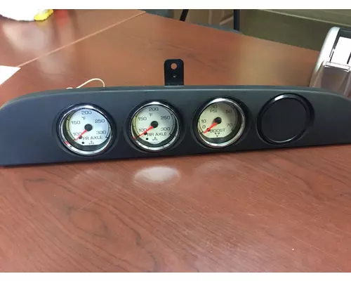 INTERNATIONAL PROSTAR Instrument Cluster