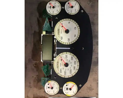 INTERNATIONAL PROSTAR Instrument Cluster