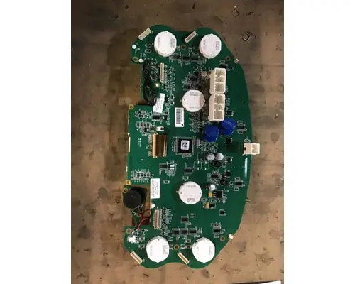 INTERNATIONAL PROSTAR Instrument Cluster