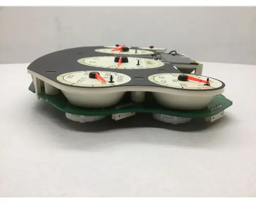 INTERNATIONAL PROSTAR Instrument Cluster
