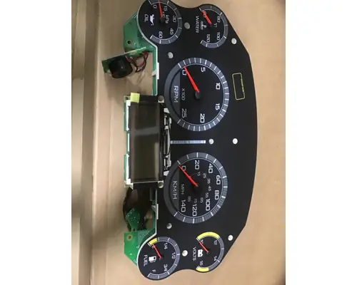 INTERNATIONAL PROSTAR Instrument Cluster