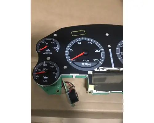 INTERNATIONAL PROSTAR Instrument Cluster